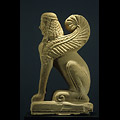 Chiusi - Museo Archeologico Nazionale, sfinge funeraria in pietra fetida VI sec A.C.